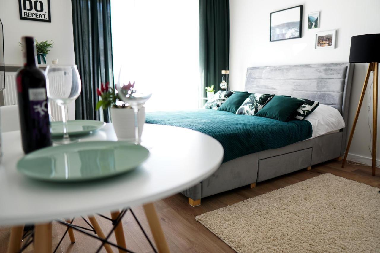 Vizzit Us Premium Apartments Warsaw Luaran gambar